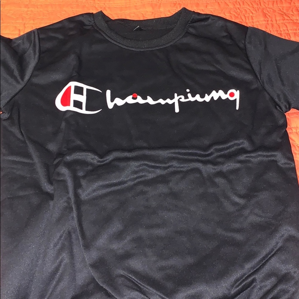 Sweatshirt - Picture 2 of 4